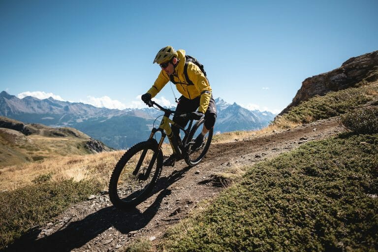 Recensione: Scott Genius è una bici da trail altamente adattabile per le giornate di grande montagna