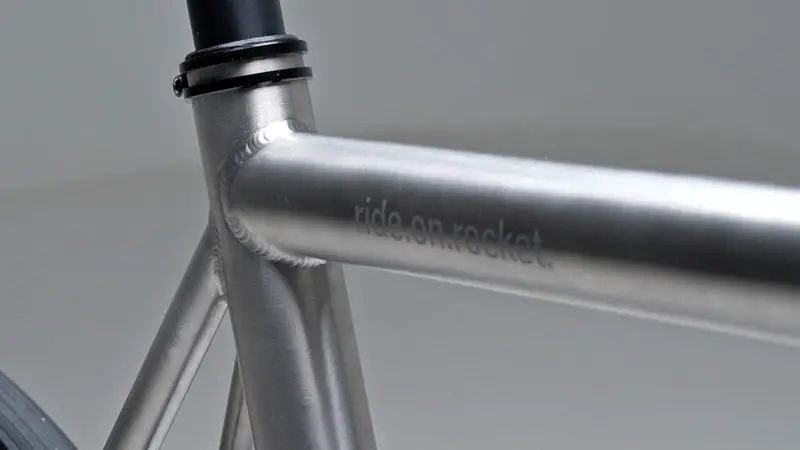 Rocket Granite X Cycling Ceramic bici da strada personalizzata in titanio, corsa su razzo
