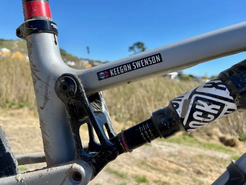 Pro Bike Check - Keegan Swensons Santa Cruz Blur con prototipo di ammortizzatore RockShox SID