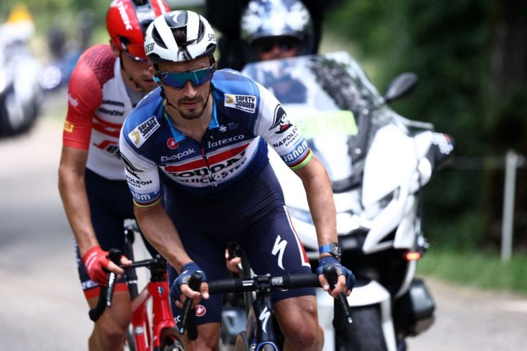 Alaphilippe e Jakobsen conducono la squadra Soudal-QuickStep al Tour de France