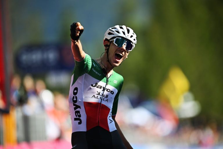 Zana trionfa al Giro di Slovenia mentre Mohoric domina la fase finale