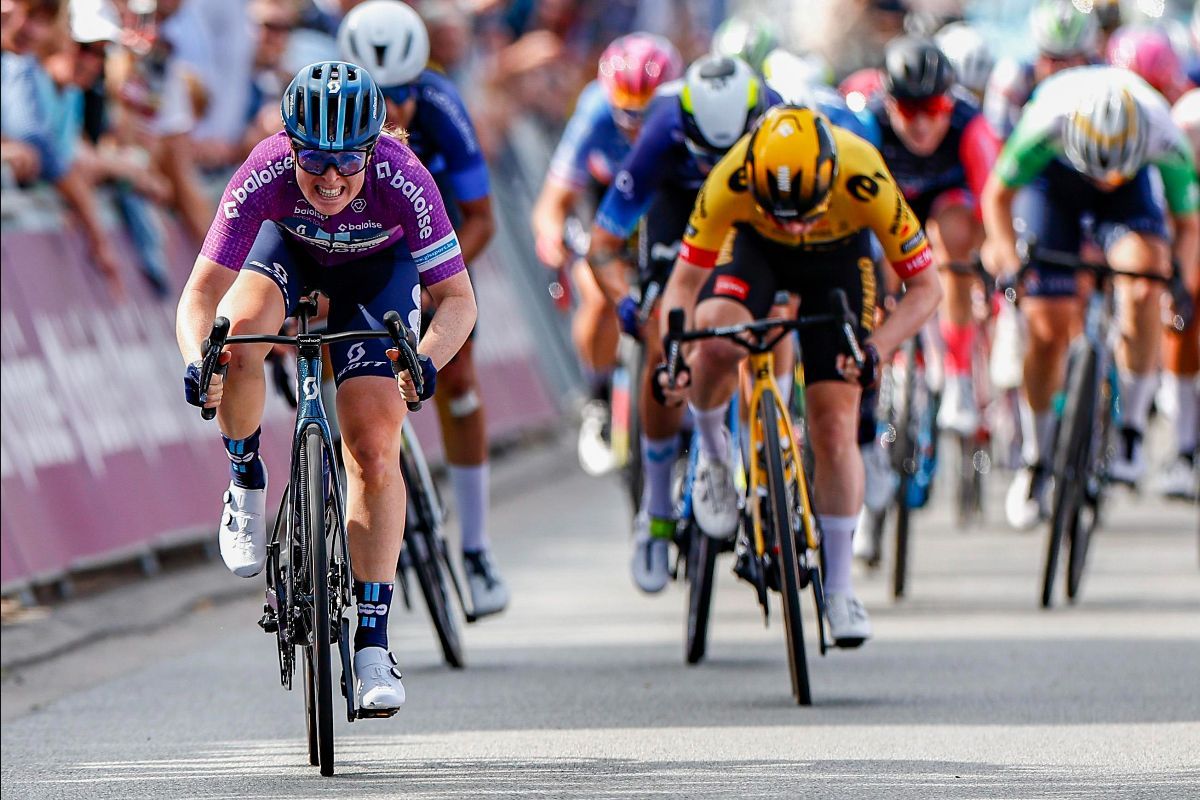 Charlotte Kool wins stage 2 at the Baloise Belgium Tour