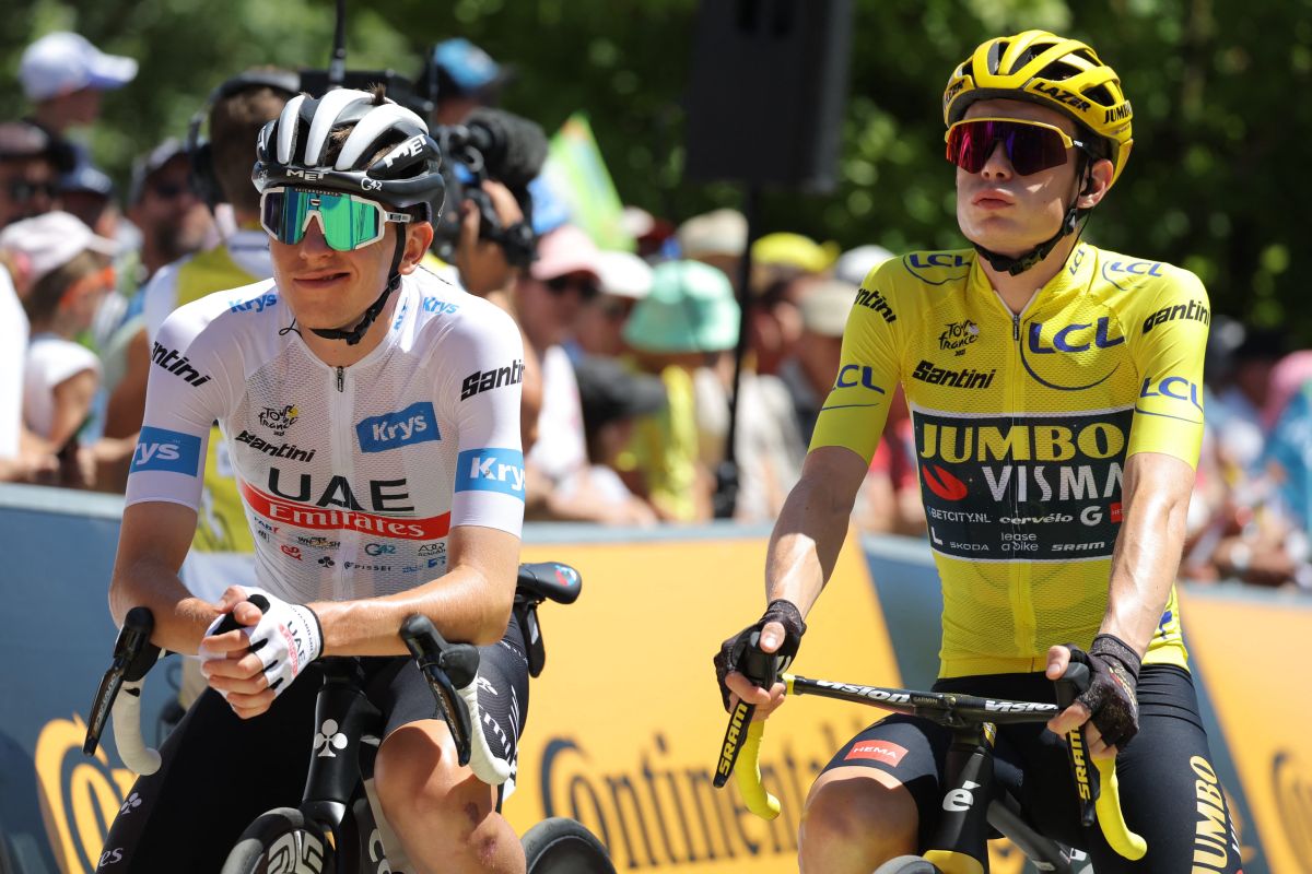 Tour de France 2023 Tadej Pogacar and Jonas Vingegaard before the Grand Colombier stage