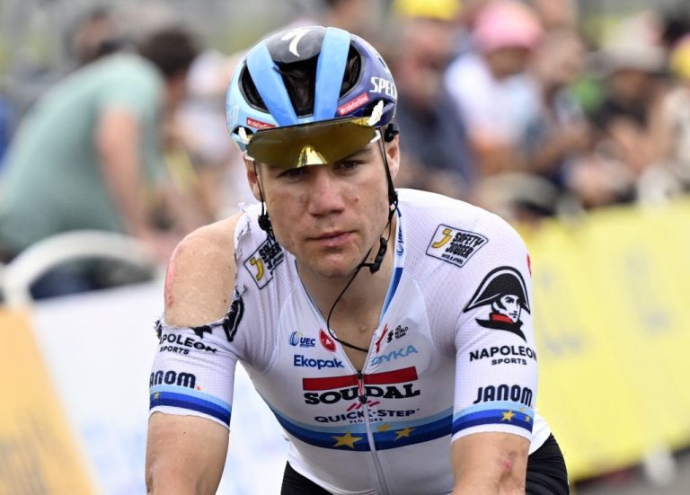 Fabio Jakobsen si ritira dal Tour de France a causa degli infortuni subiti nella quarta tappa