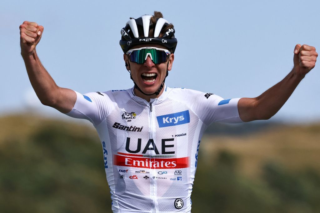 Tour de France: Pogacar si riscatta vincendo la tappa 20, mentre Vingegaard conferma il suo secondo titolo assoluto.