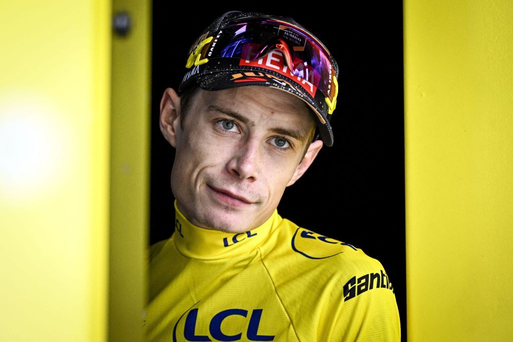 Vingegaard si prepara a difendere la maglia gialla nel finale di montagna del Tour de France: un atteso momento esplosivo